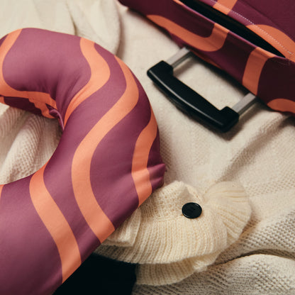 Volta Travel Kit: Luggage Cover + Stuffable Neck Pillow
